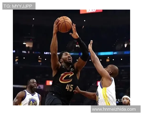 2015年5月16日勇士与骑士的巅峰对决揭示篮球历史的新篇章 2015年5月16日勇士与骑士的巅峰对决揭示篮球历史的新篇章