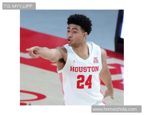 2017年常规赛火箭队与76人队激战回顾精彩瞬间与赛场亮点分析 2017年常规赛火箭队与76人队激战回顾精彩瞬间与赛场亮点分析