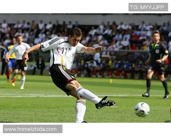 2006年世界杯小组赛德国队对阵厄瓜多尔队精彩回顾与赛后分析